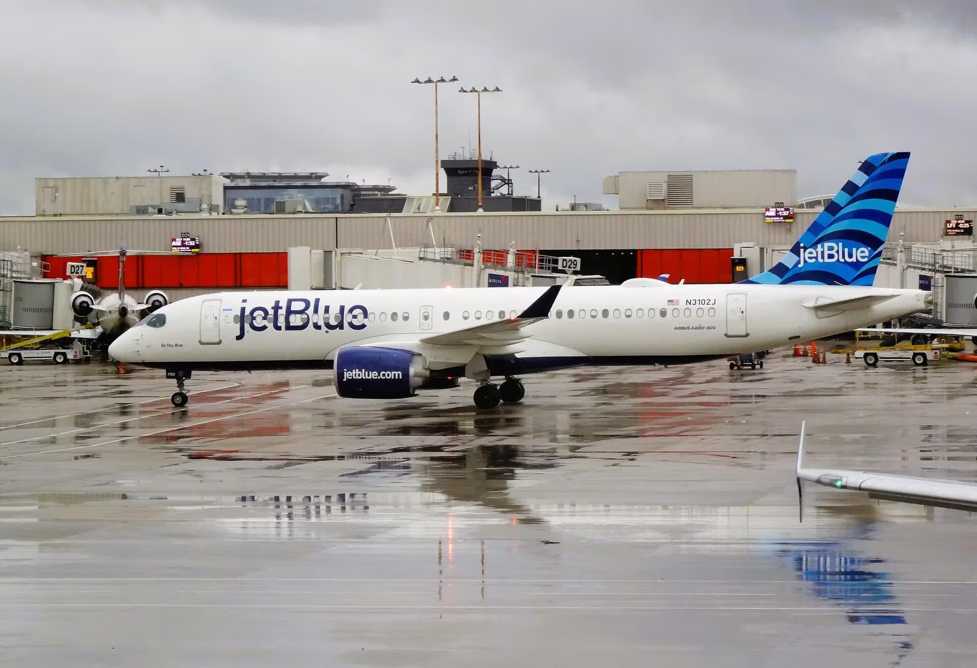 N3102J — Airbus