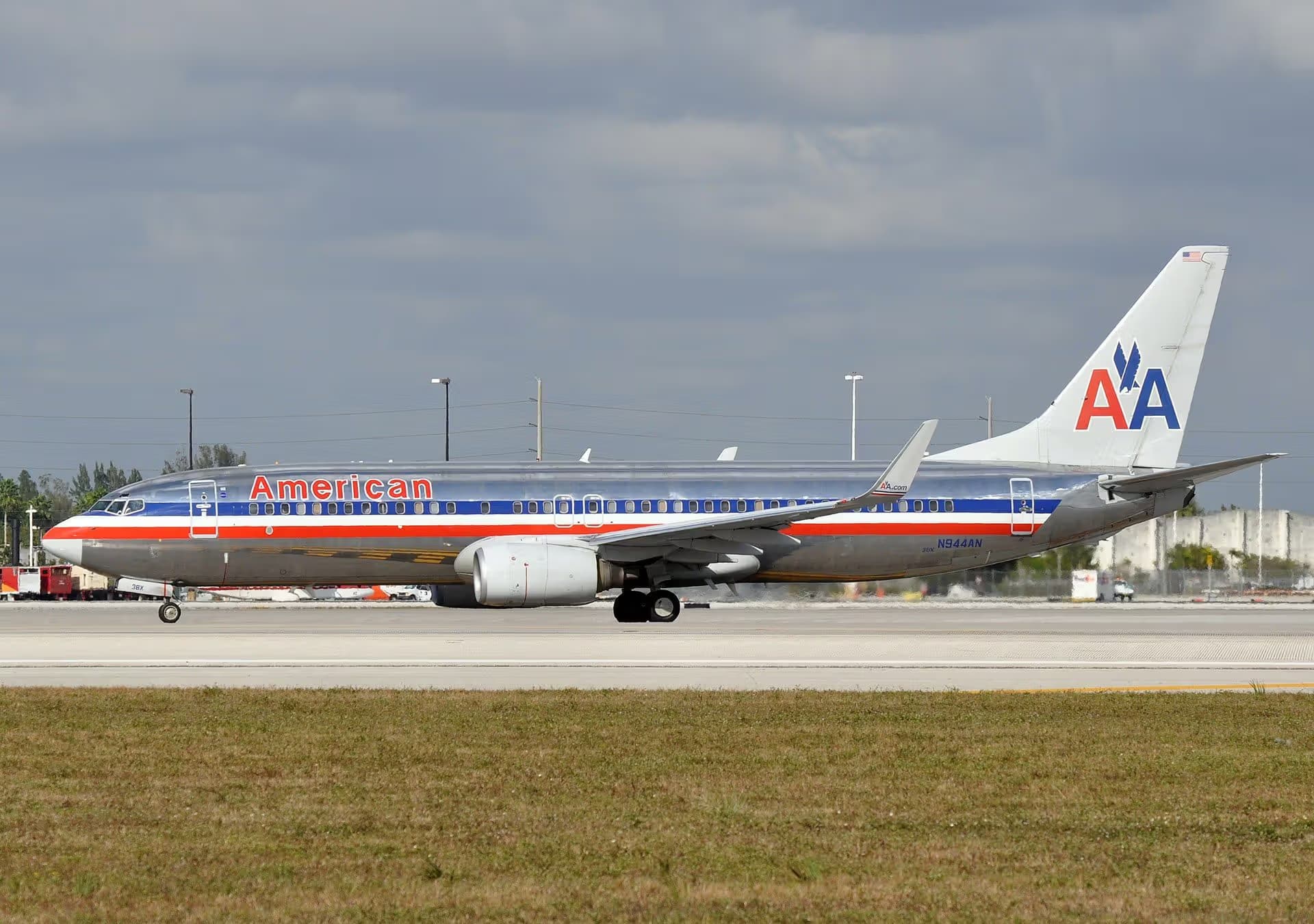 N944AN — Aircraft