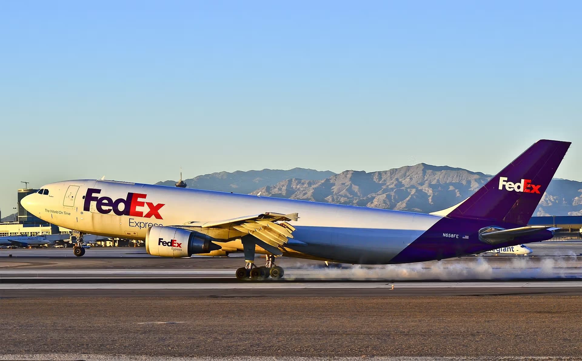 N658FE — Airbus