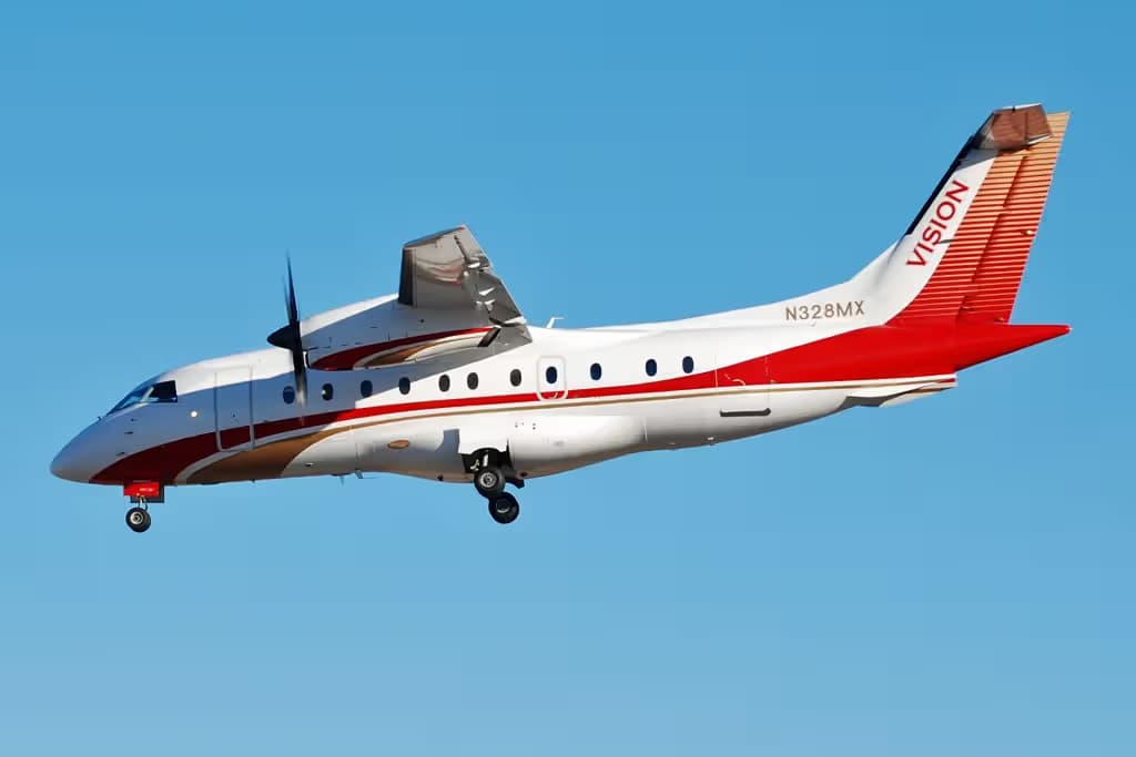N328MX — Twin-engine aircraft