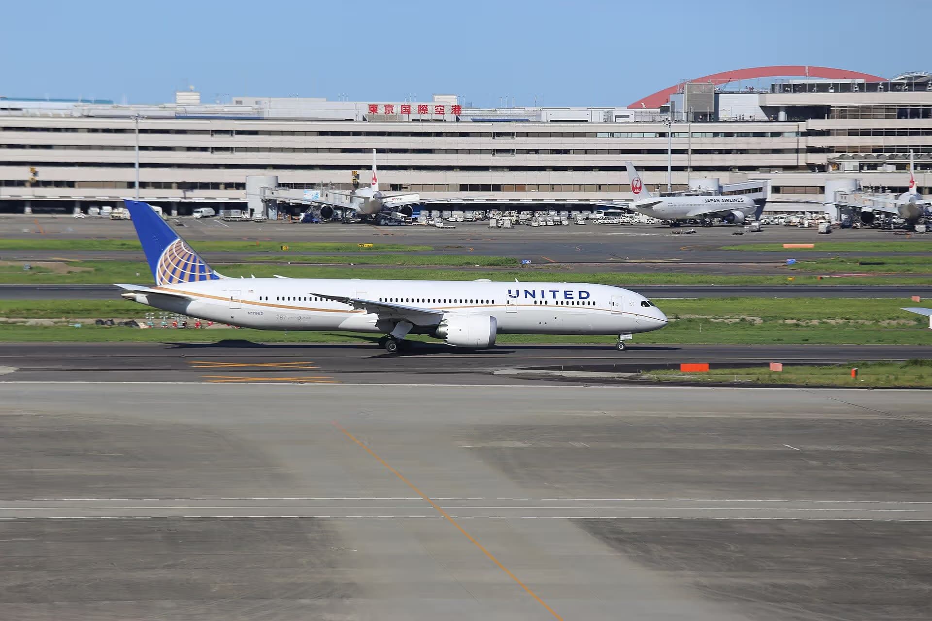 N17963 — Boeing