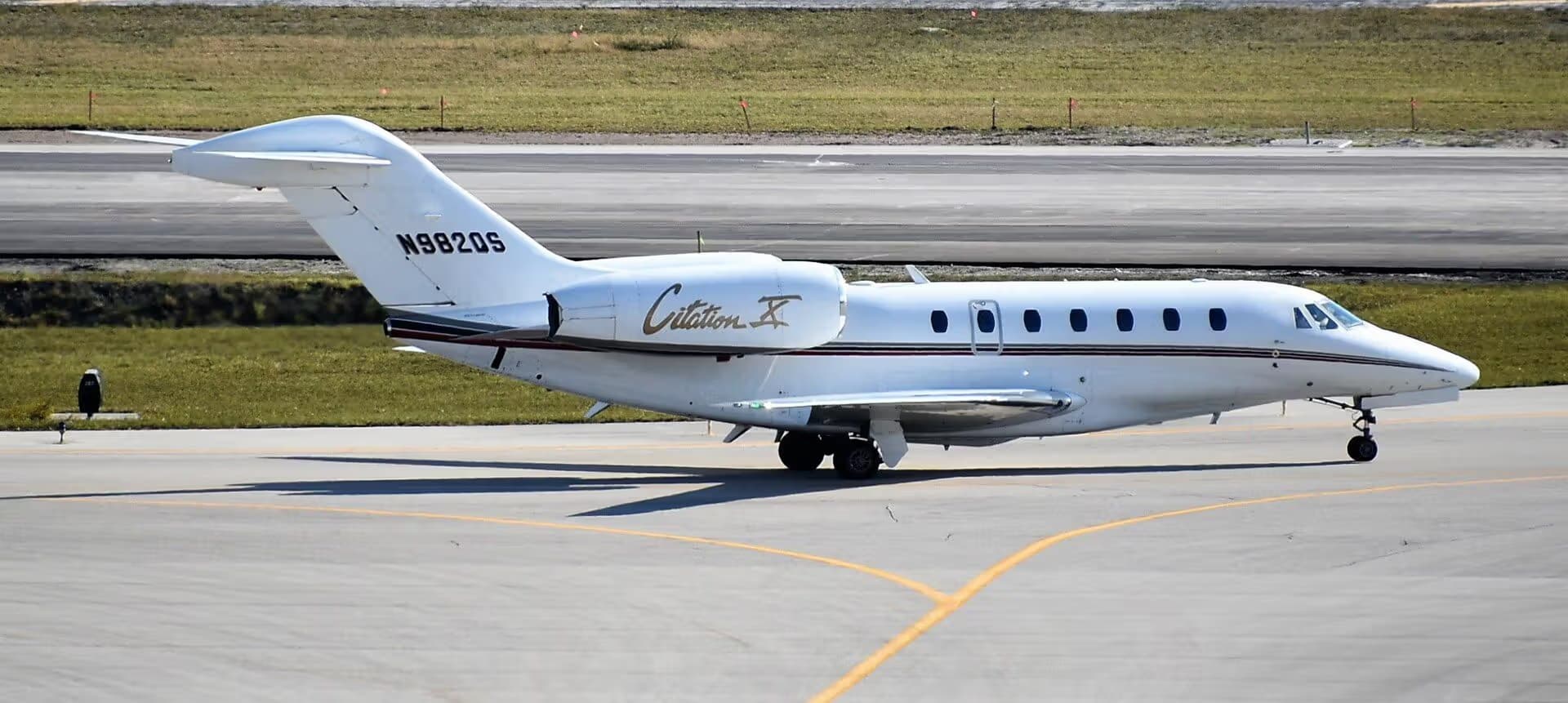 N982QS — Business jet