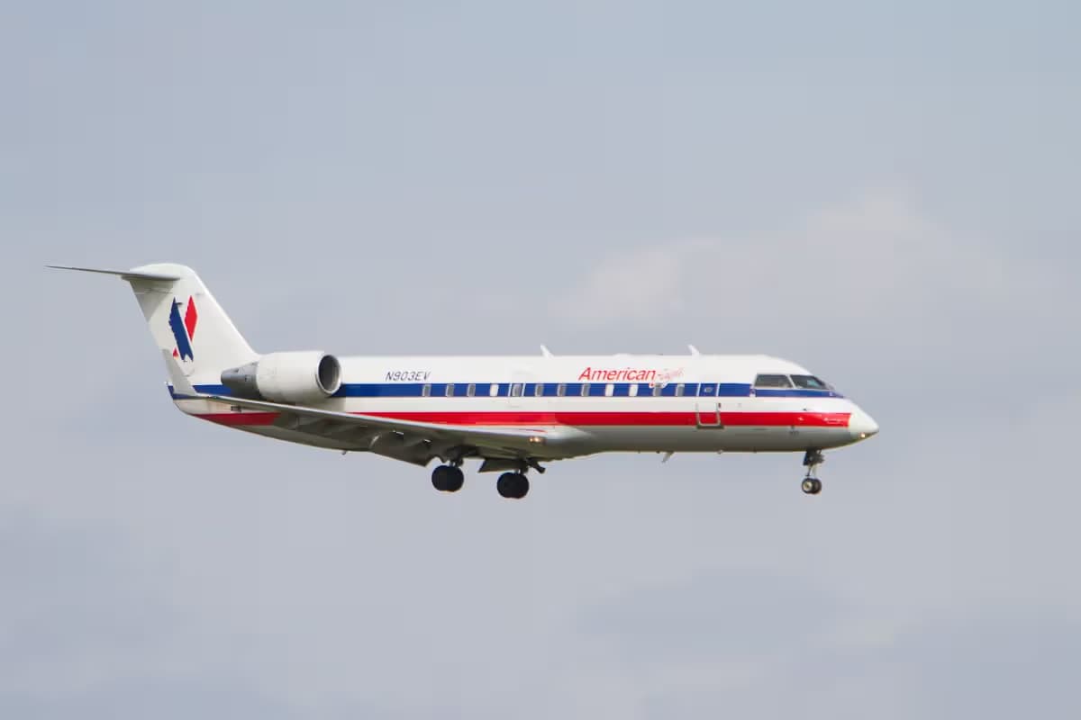 N903EV — Twin-engine aircraft