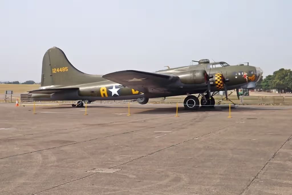 Unidentified — Warbird