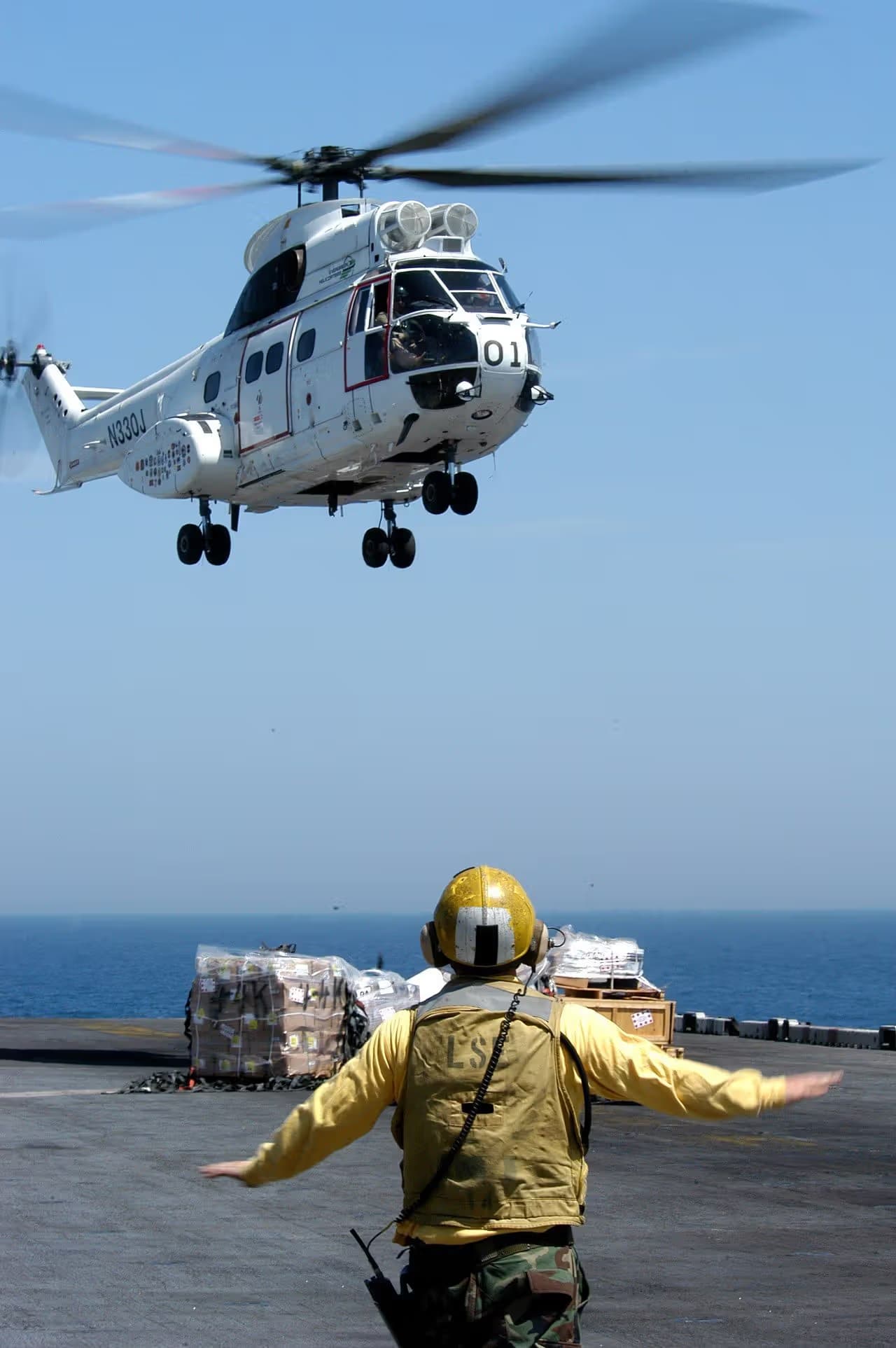 N330J — Helicopter