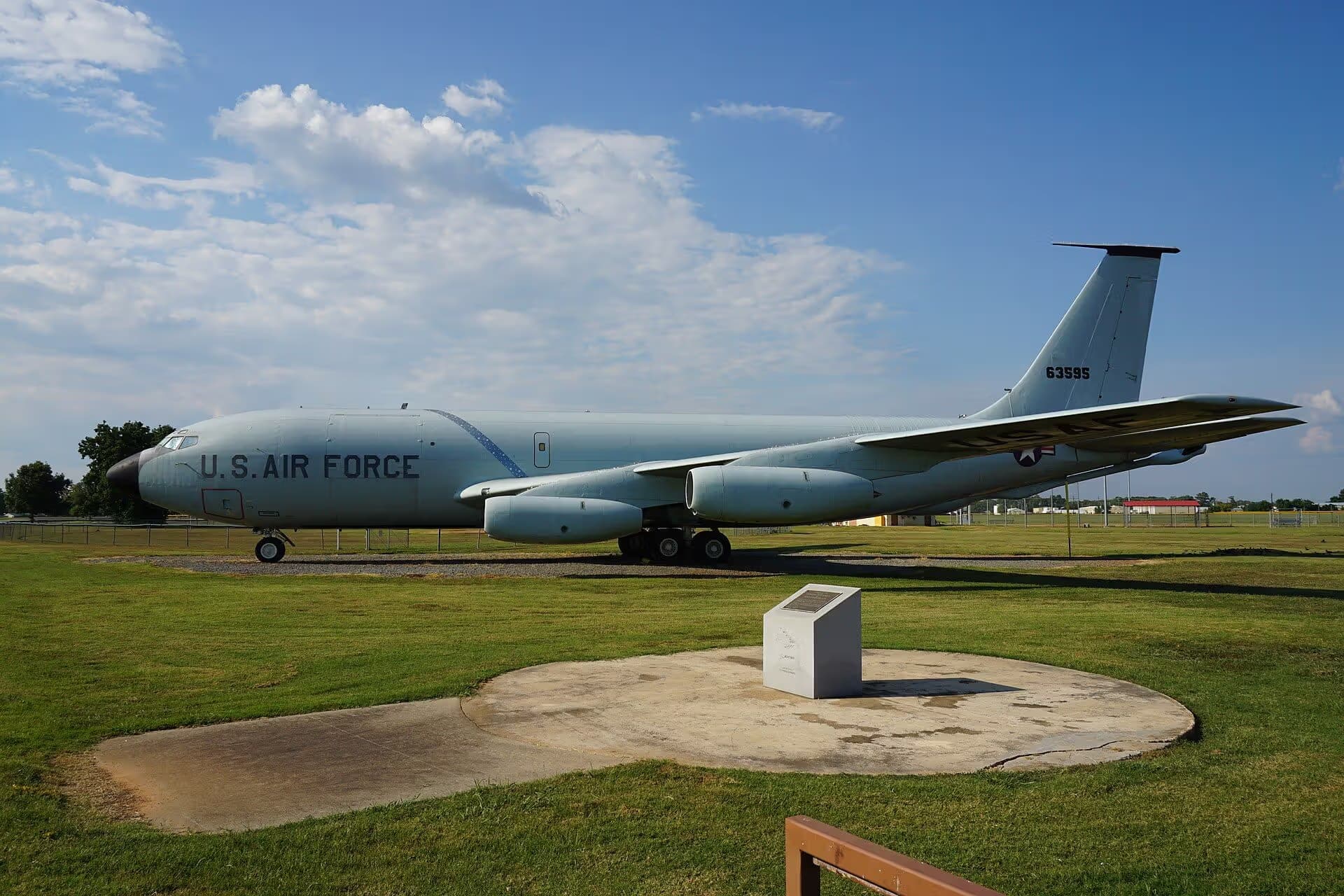 Unidentified — Aircraft