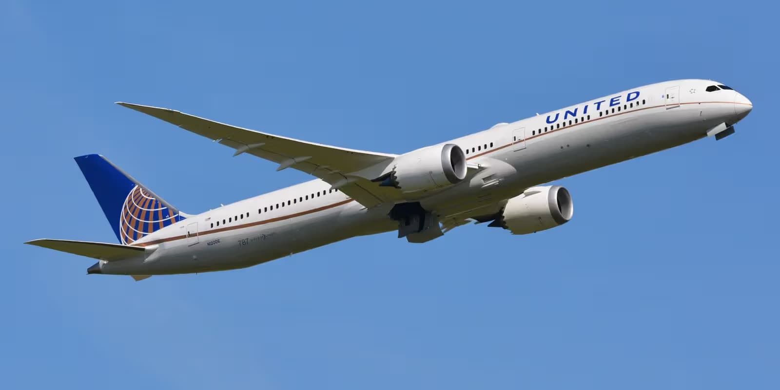 N12006 — Twin-engine aircraft