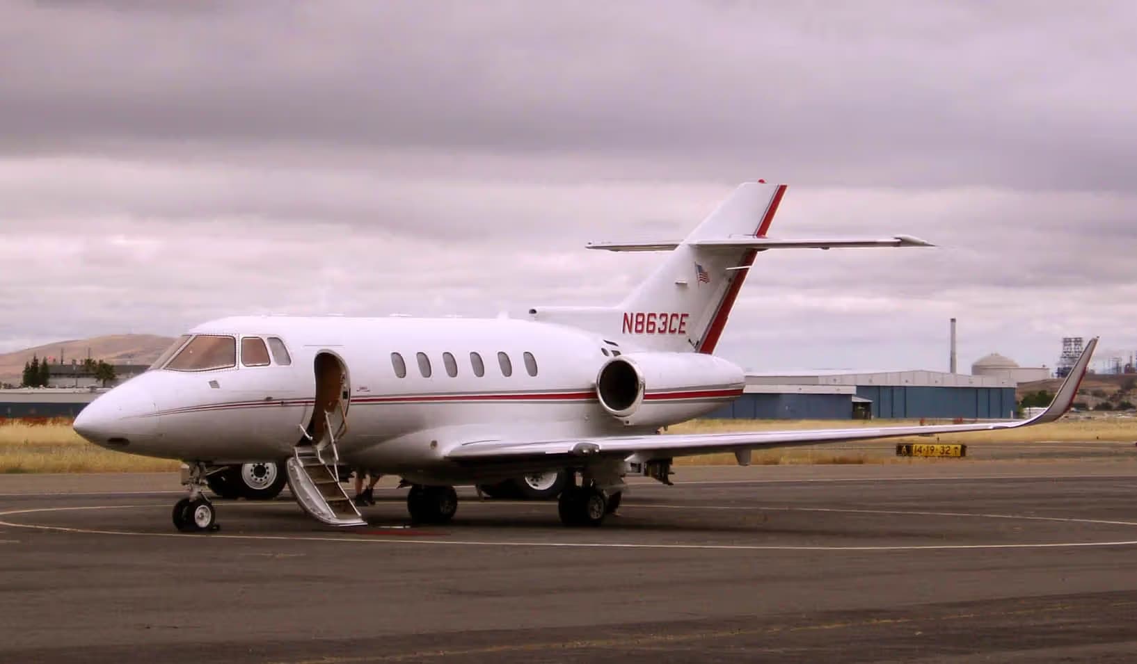 N863CE — Business jet