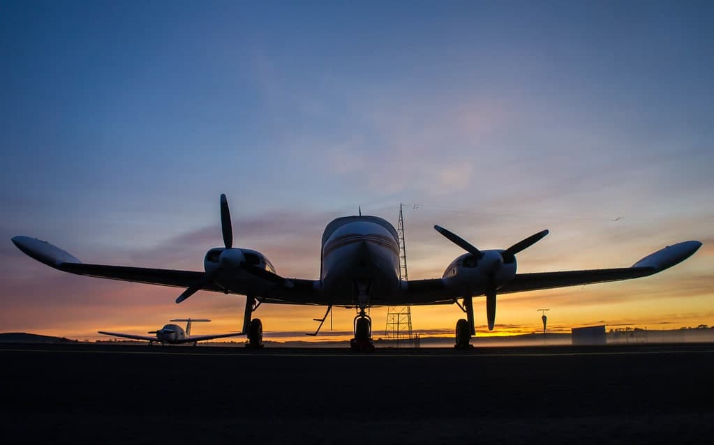 VH-AGE — Cessna