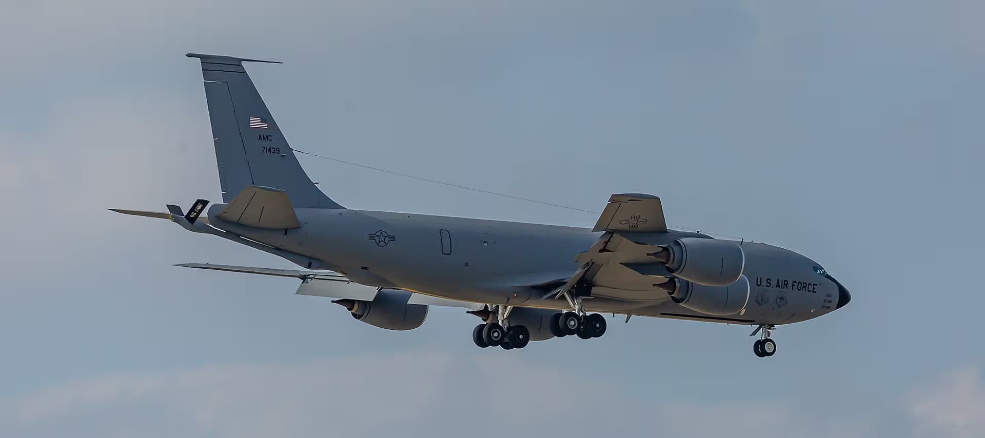 Unidentified — Boeing