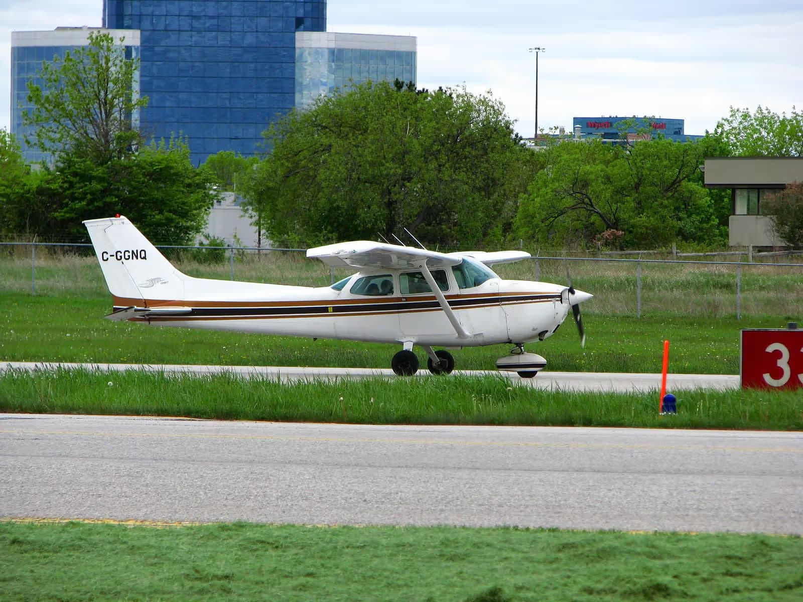 C-GGNQ — Aircraft