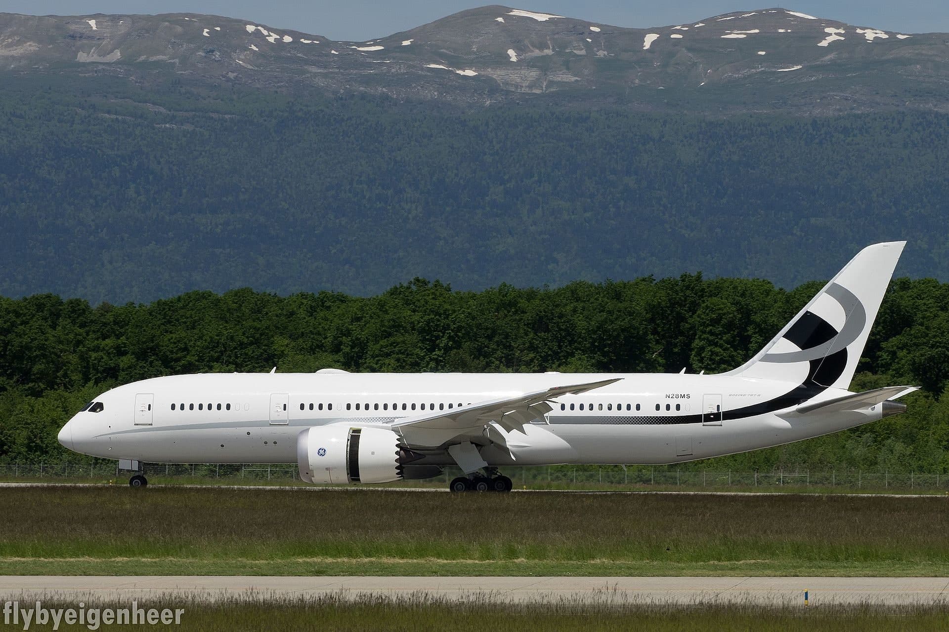 N28MS — Boeing
