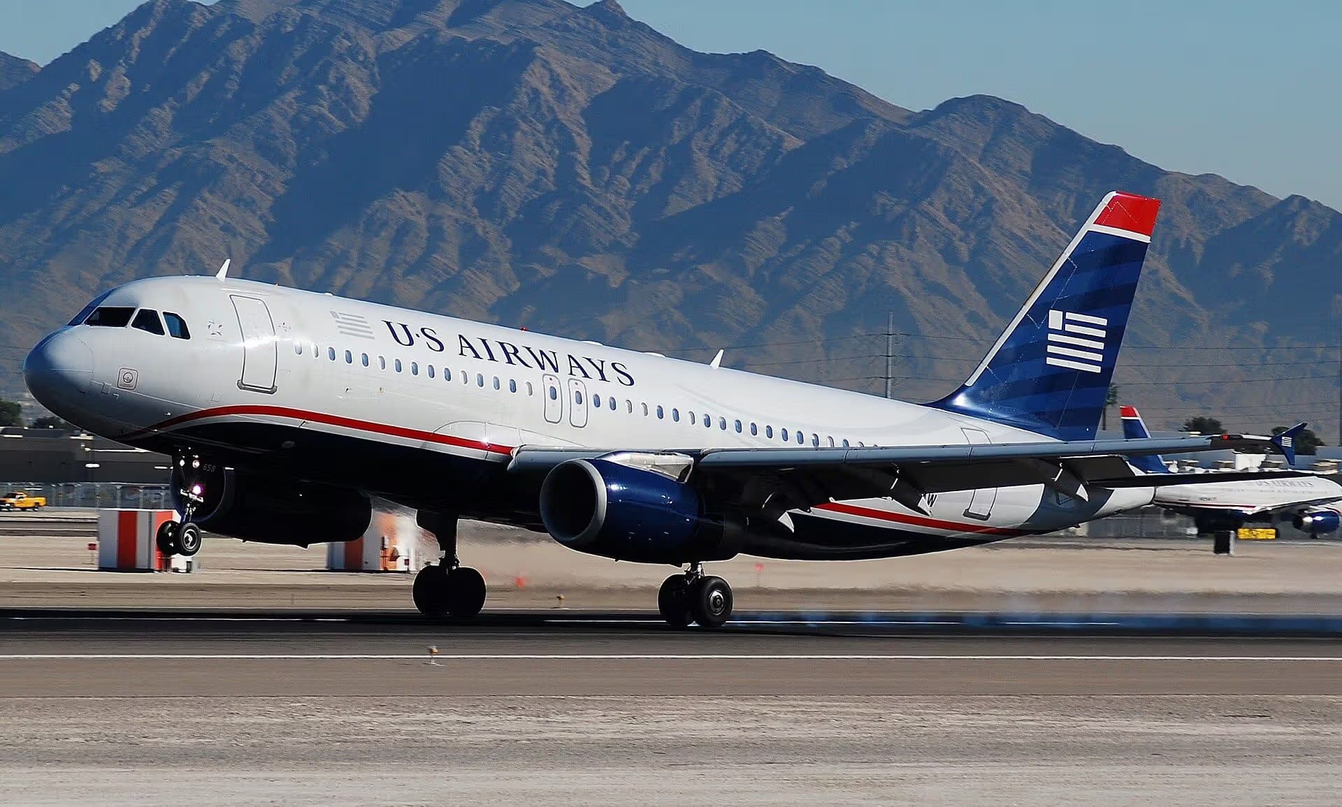 N658AW — Airbus