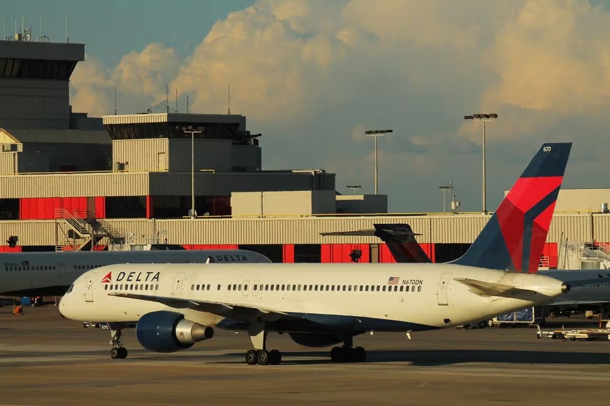 N670DN — Boeing