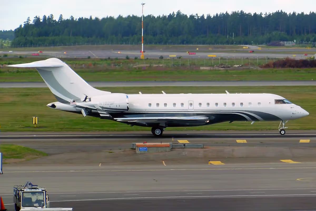 N782SF — Business jet