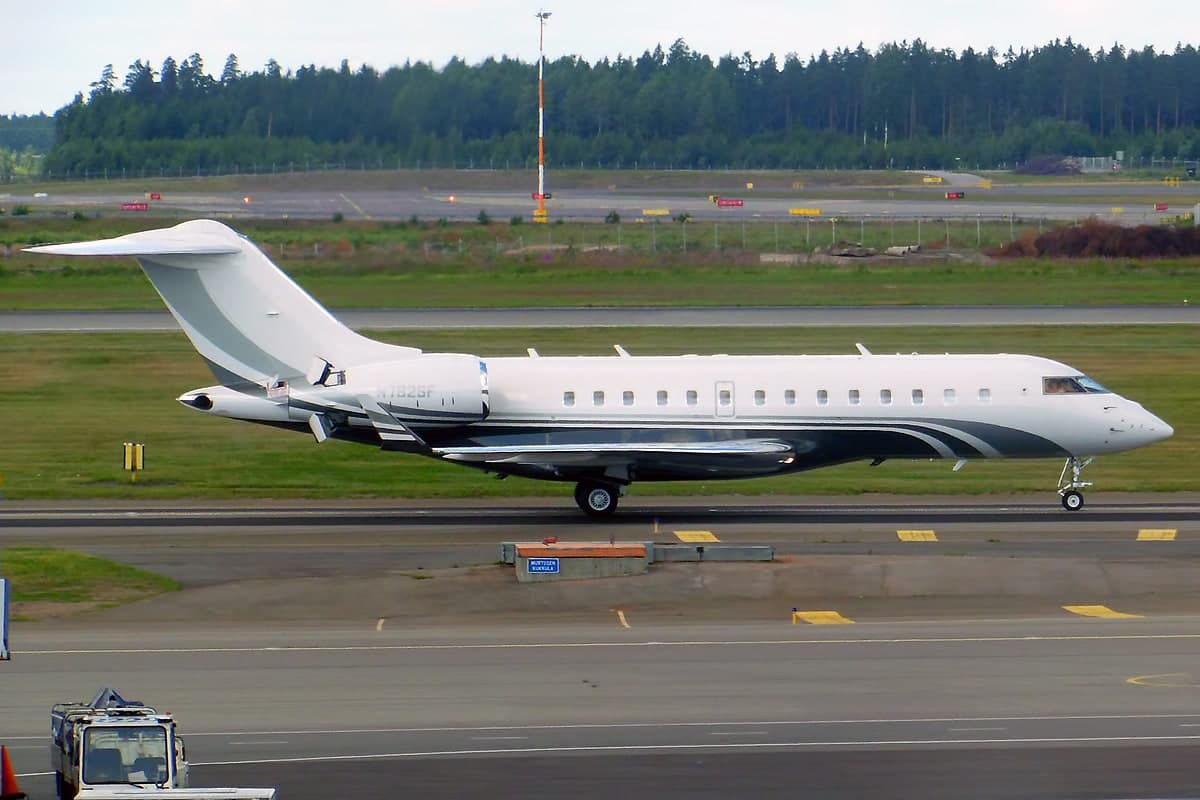 N782SF — Business jet