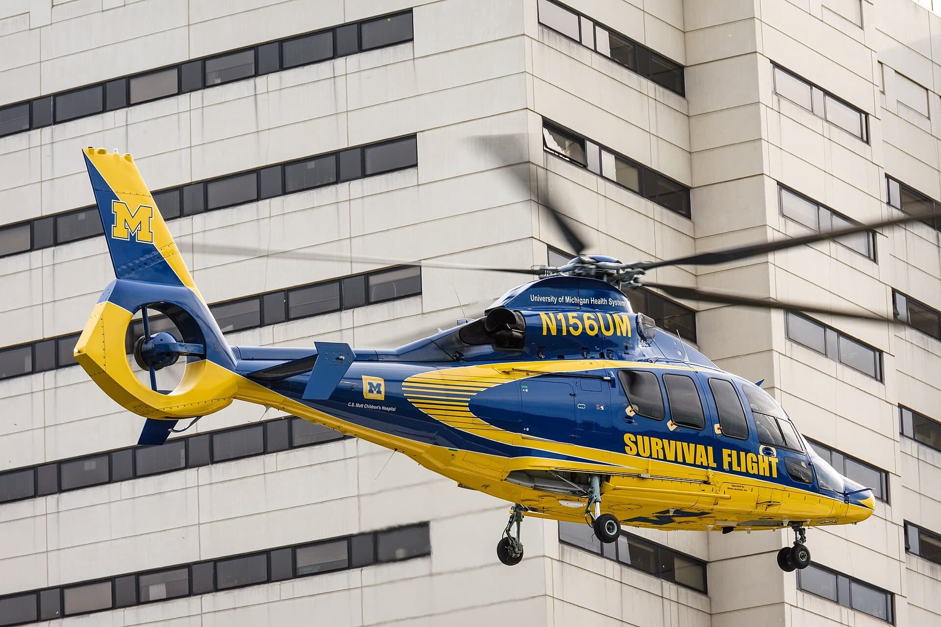 N156UM — Helicopter