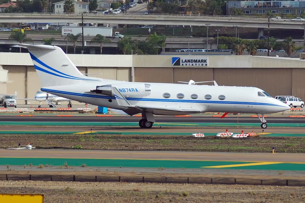 N874RA — Business jet