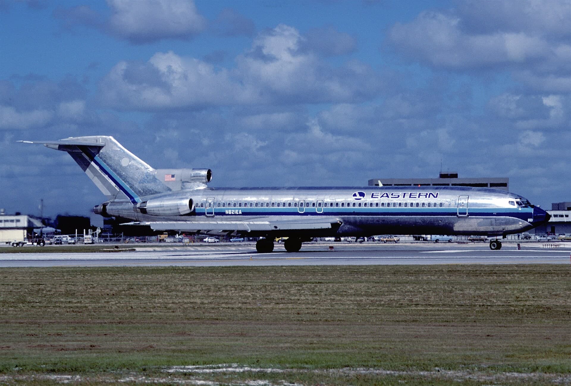 N821EA — Aircraft