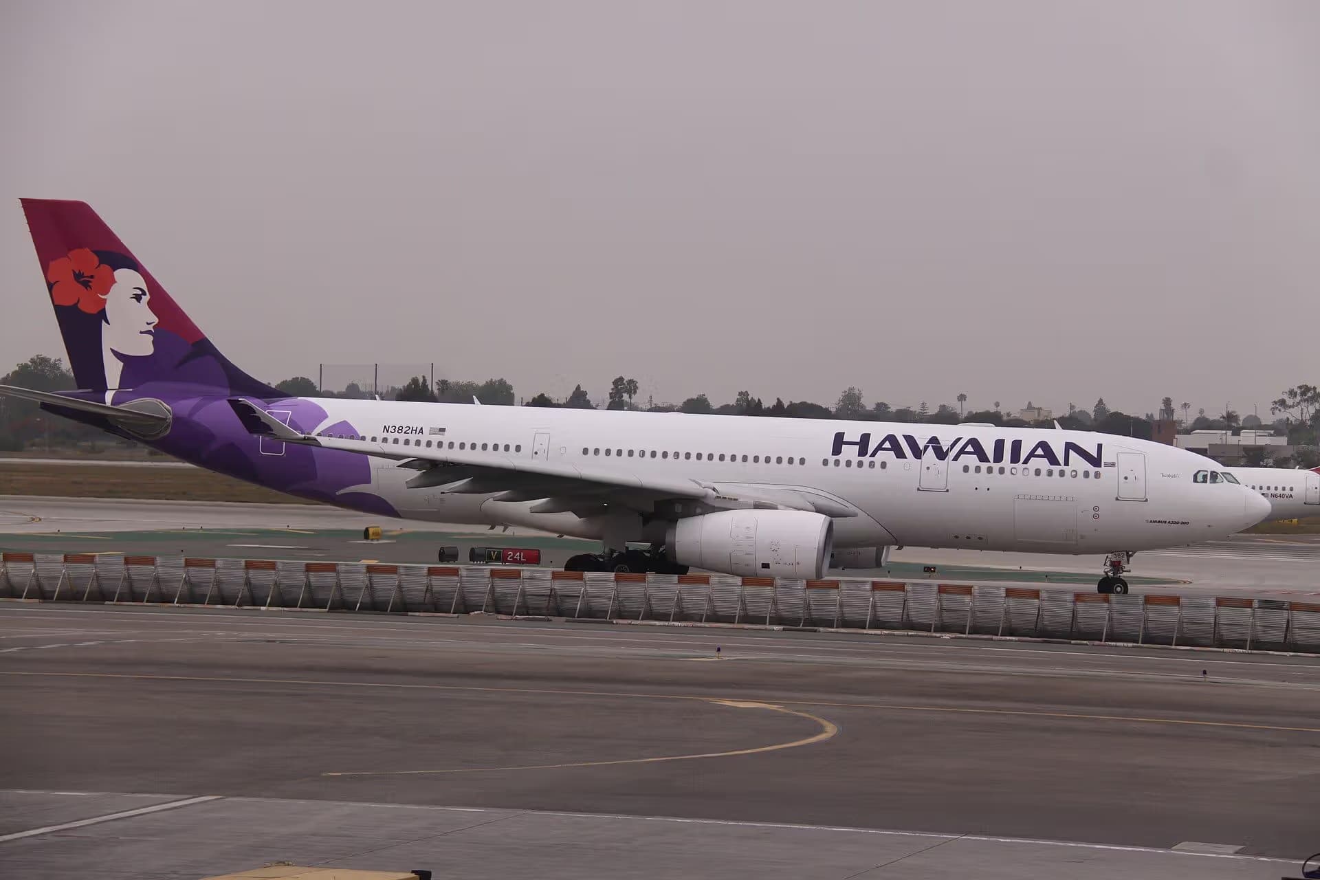 N382HA — Airbus