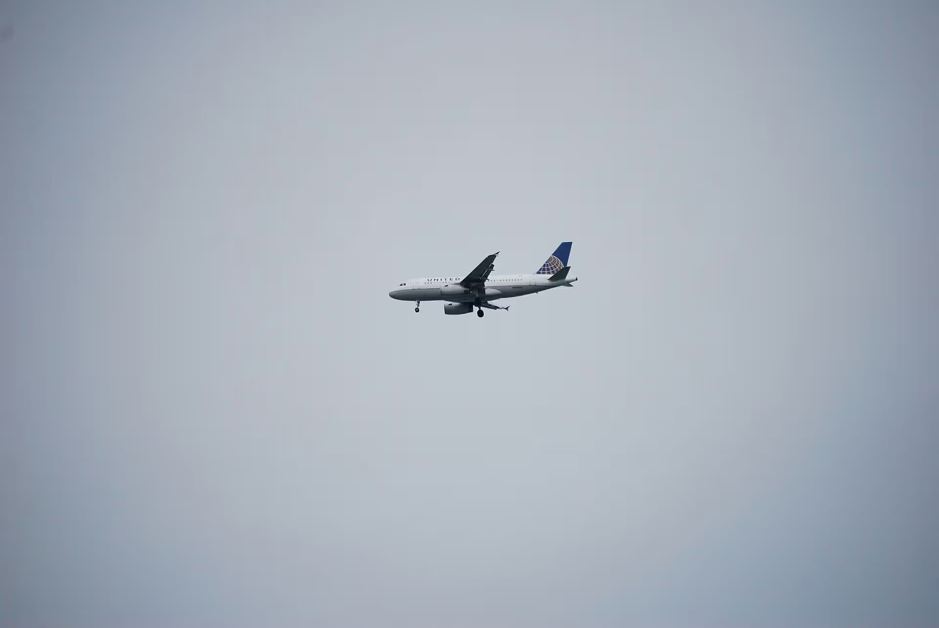 N842UA — Aircraft