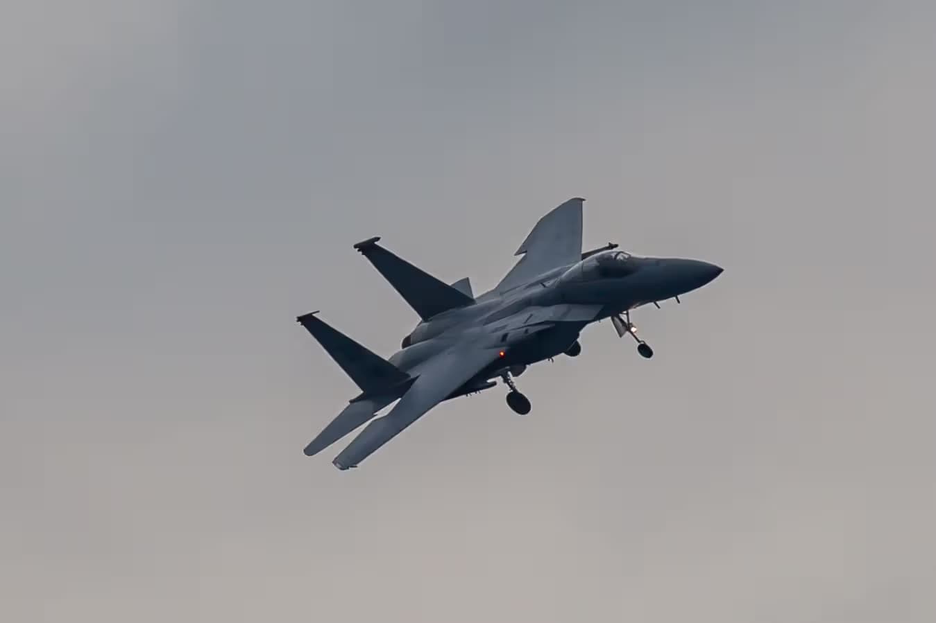 Unidentified — Aircraft