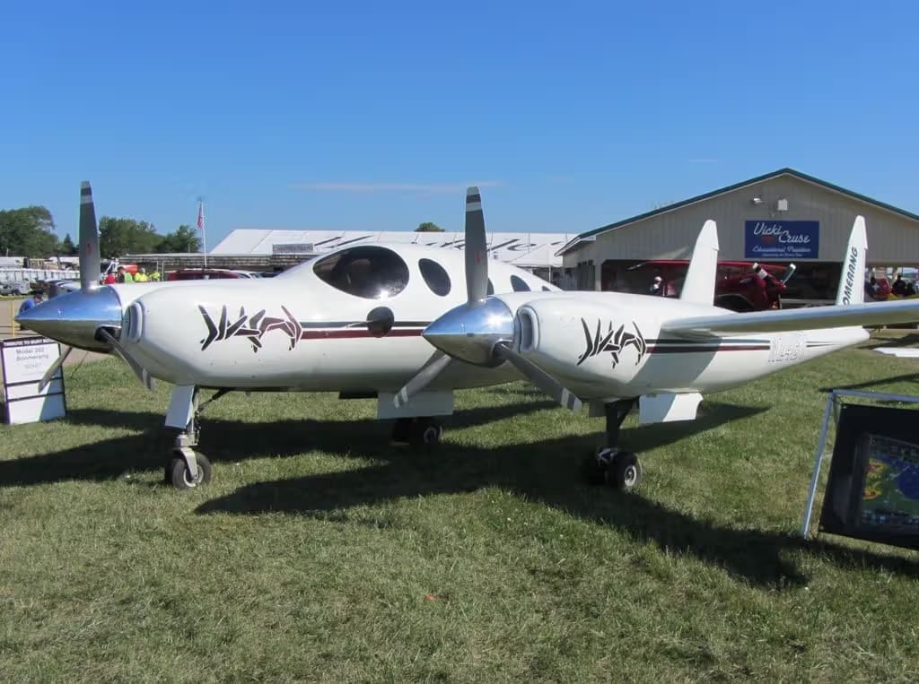 N24BT — Twin-engine aircraft
