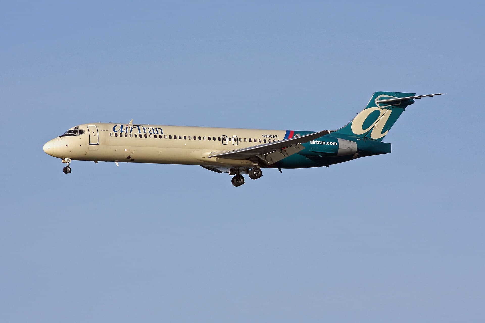 N906AT — Boeing