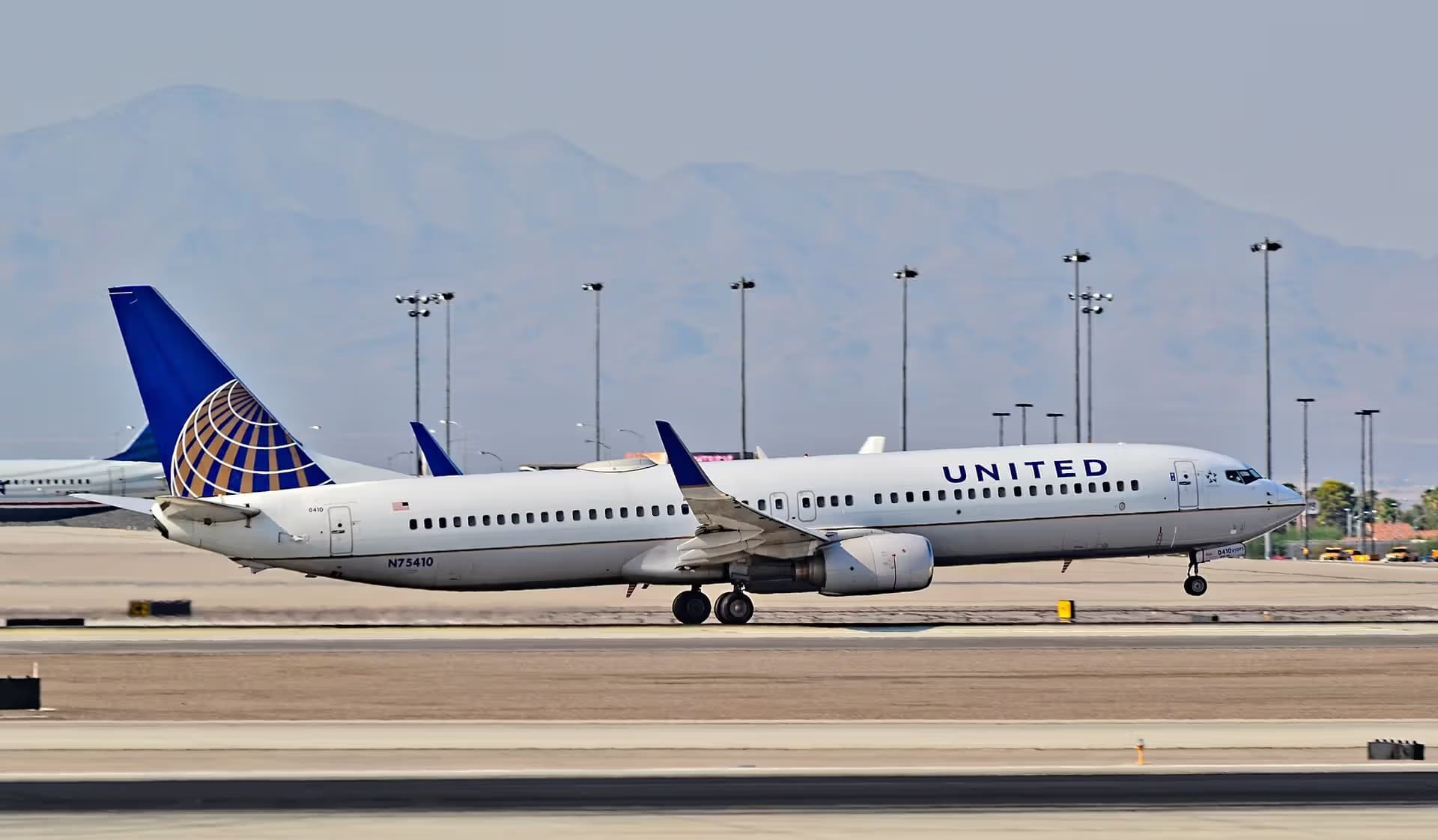 N75410 — Boeing