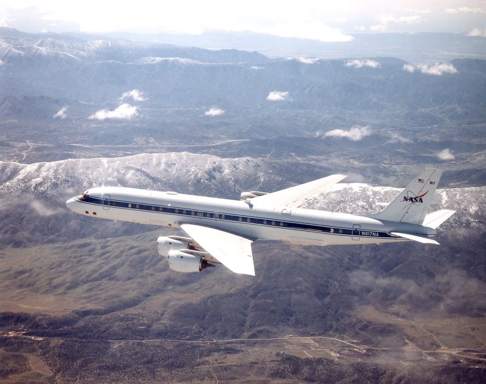 N817NA — Douglas
