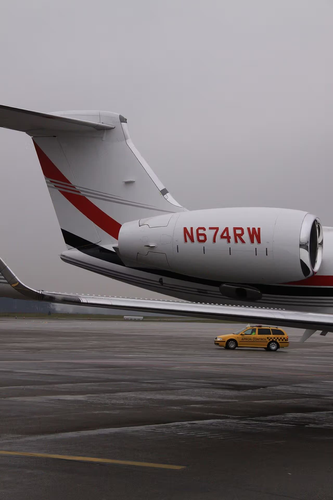 N674RW — Business jet