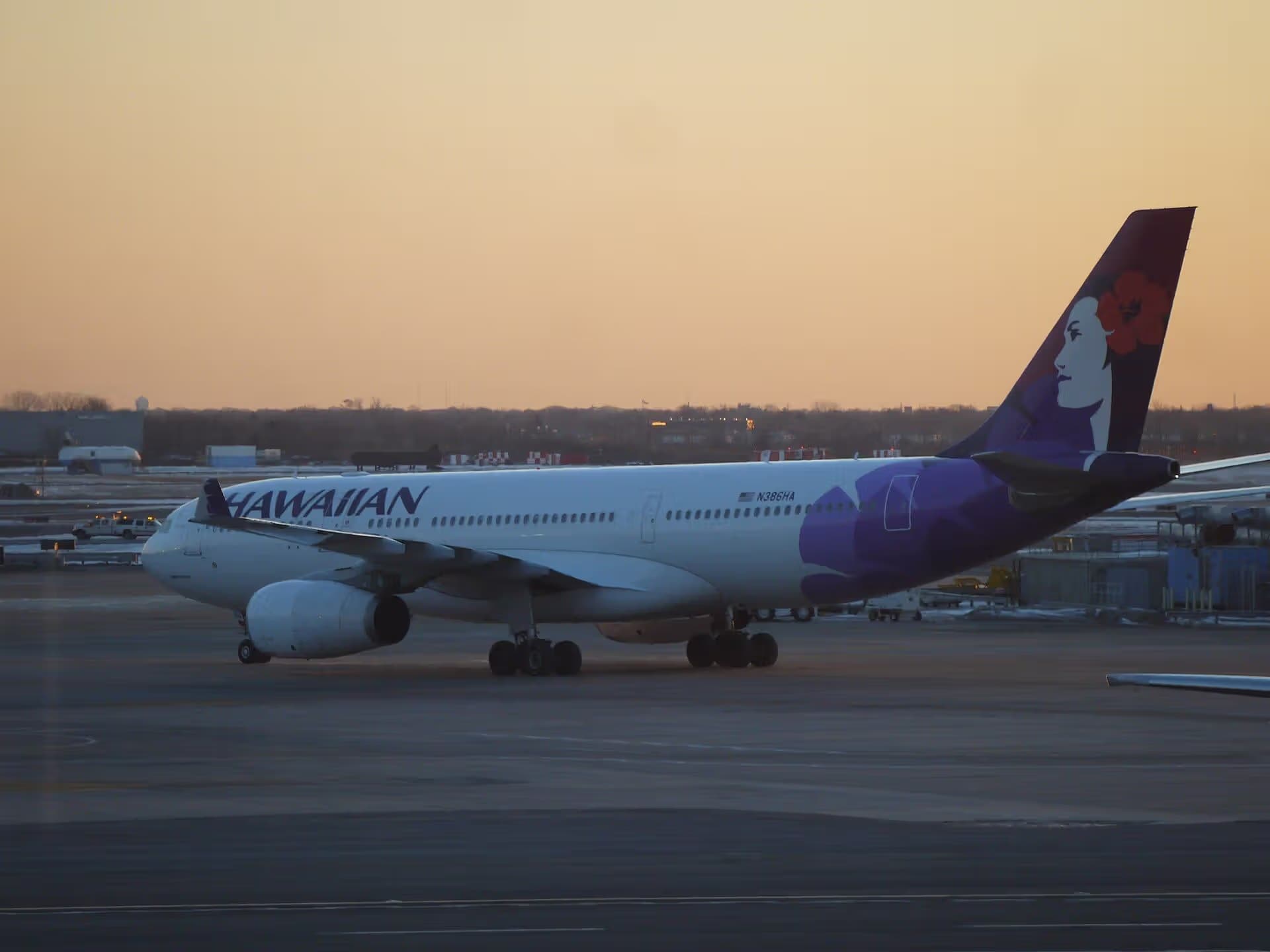 N386HA — Airbus