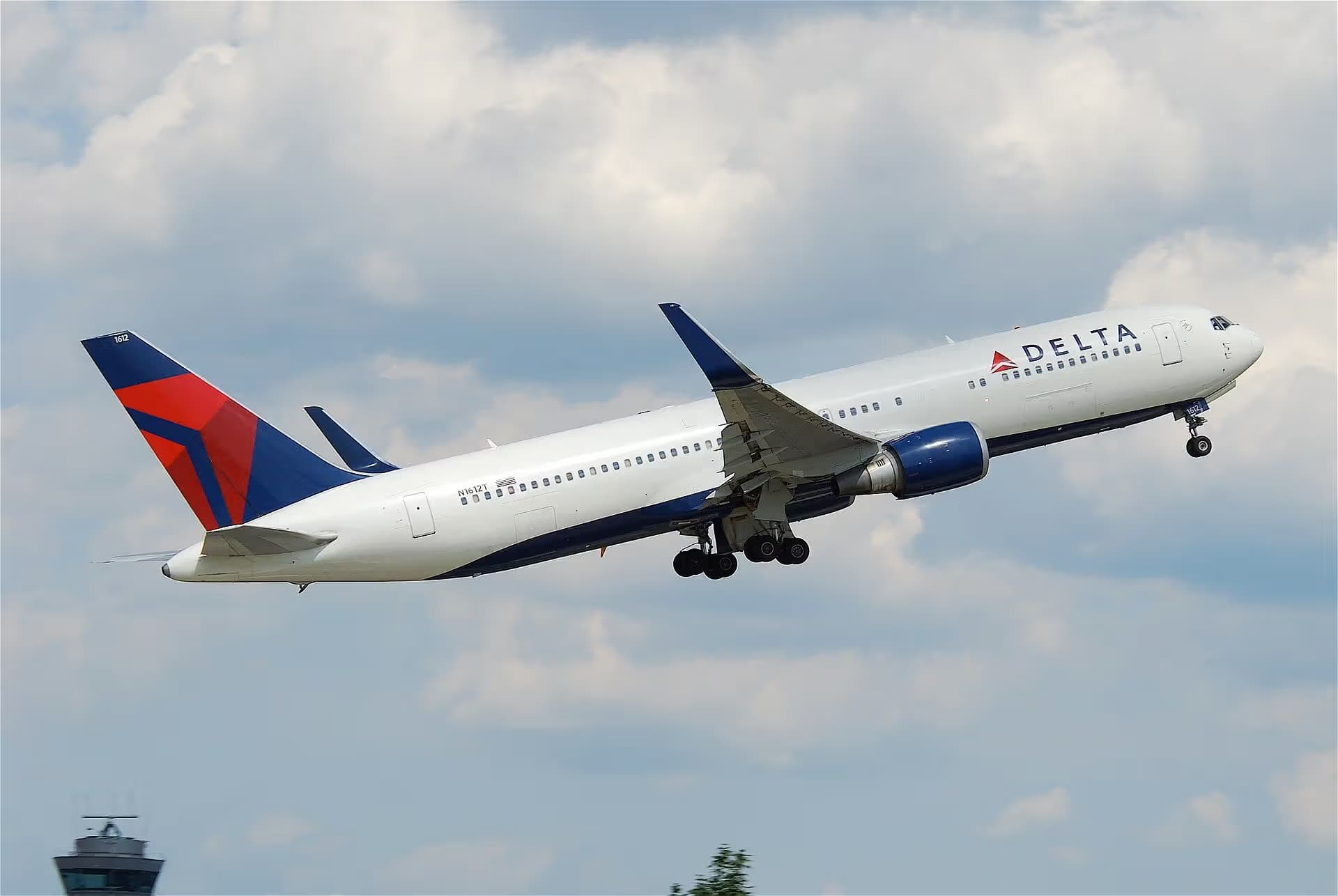 N1612T — Boeing