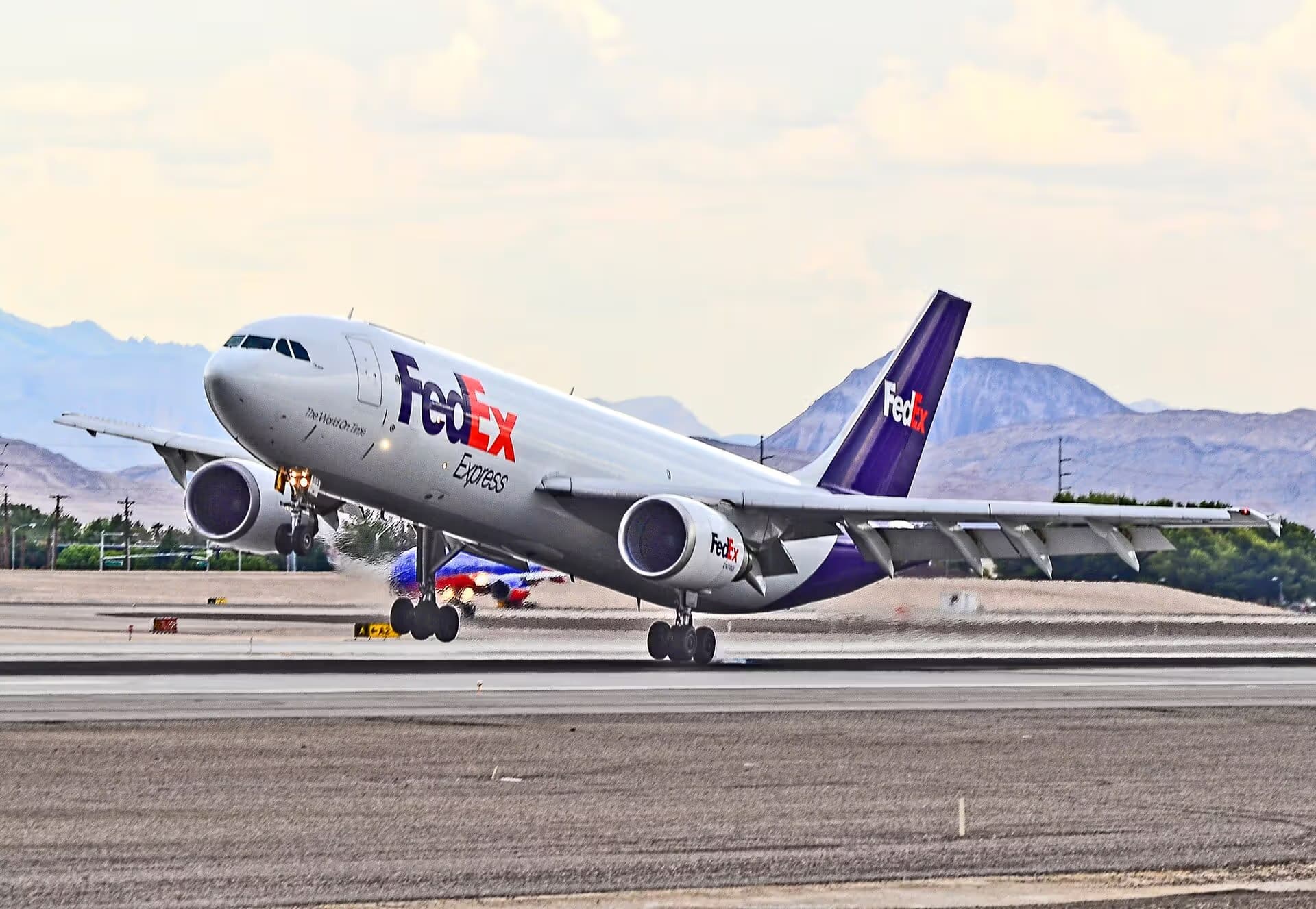 N655FE — Airbus