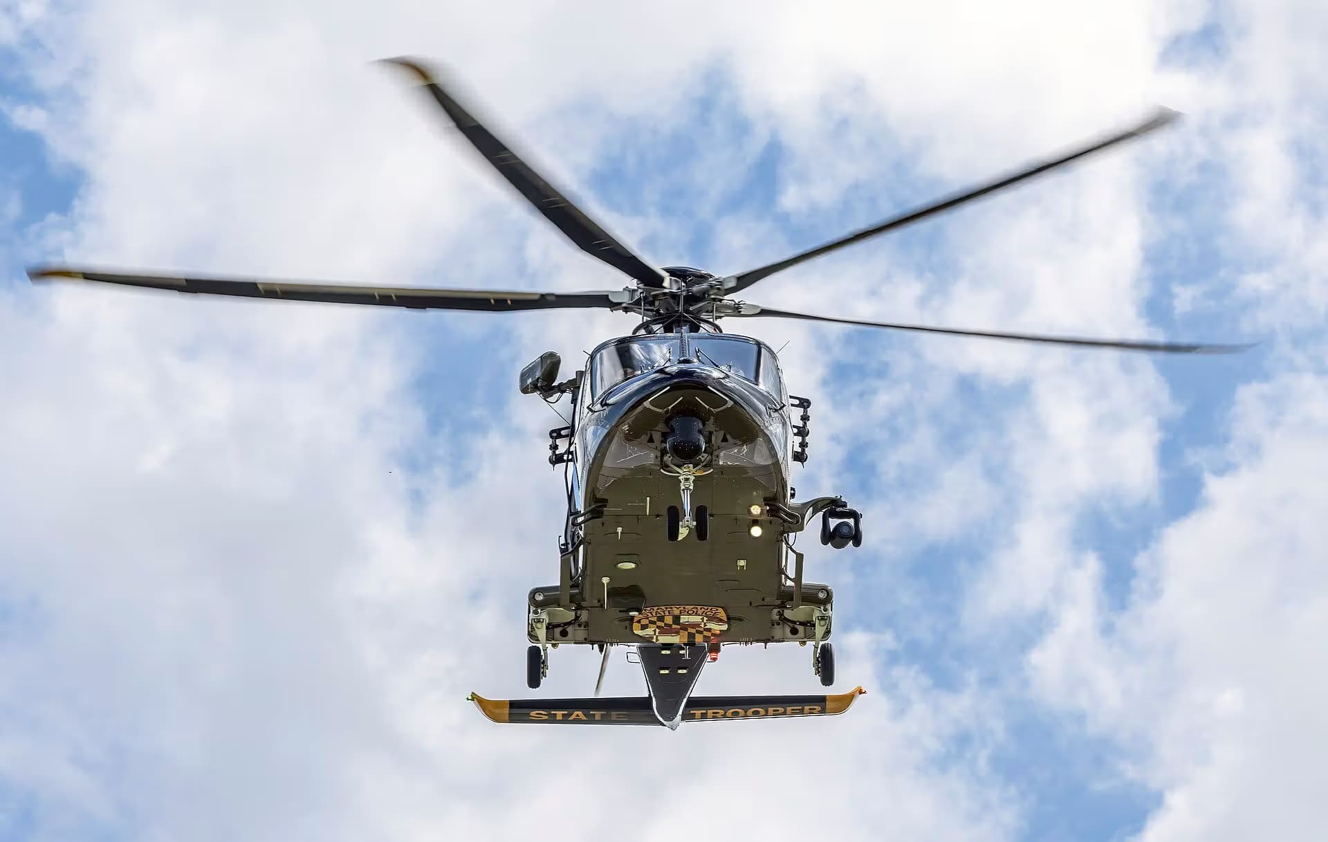 N382MD — Helicopter