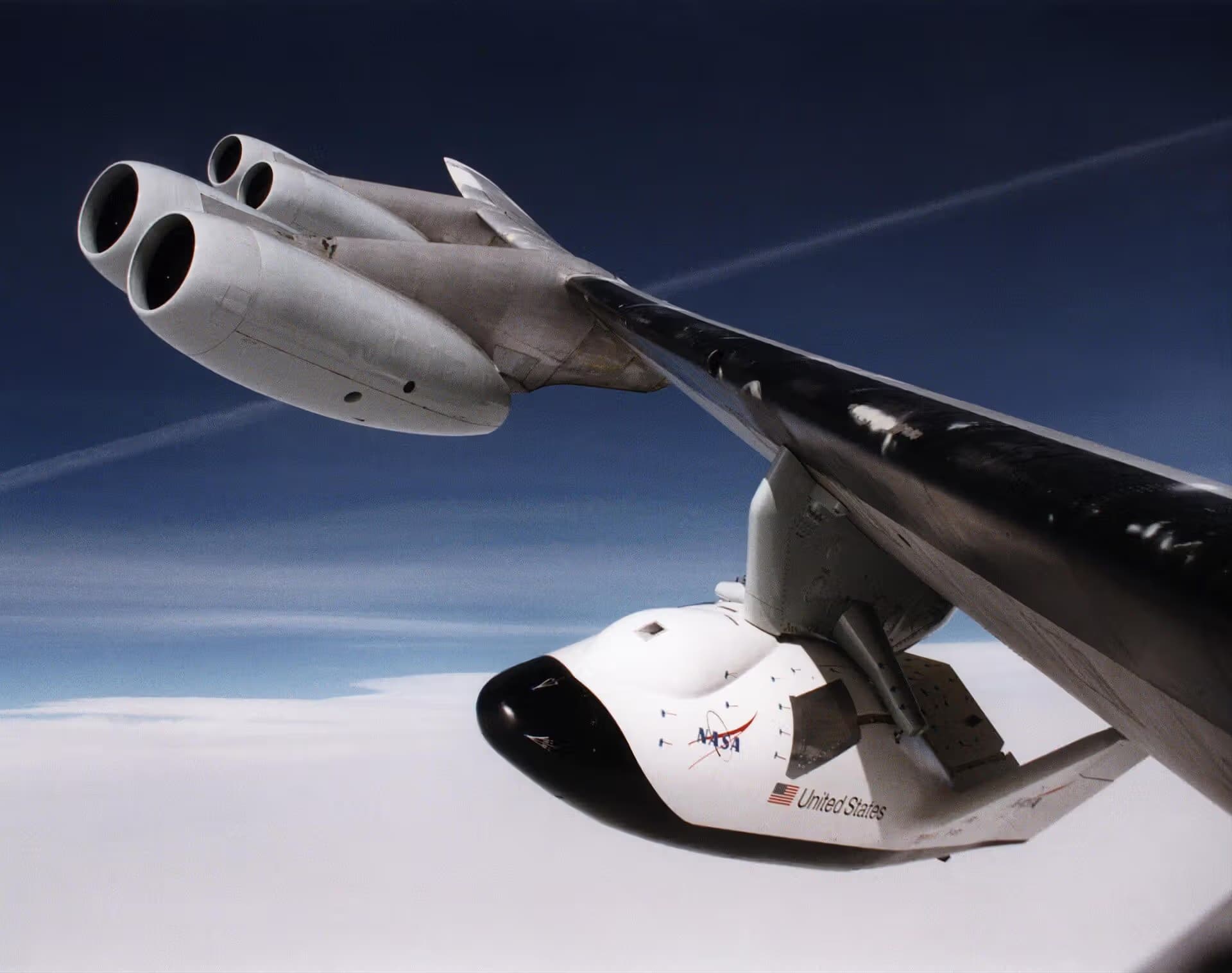 Unidentified — Aircraft