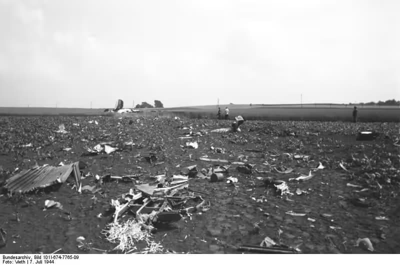 Unidentified — Aircraft