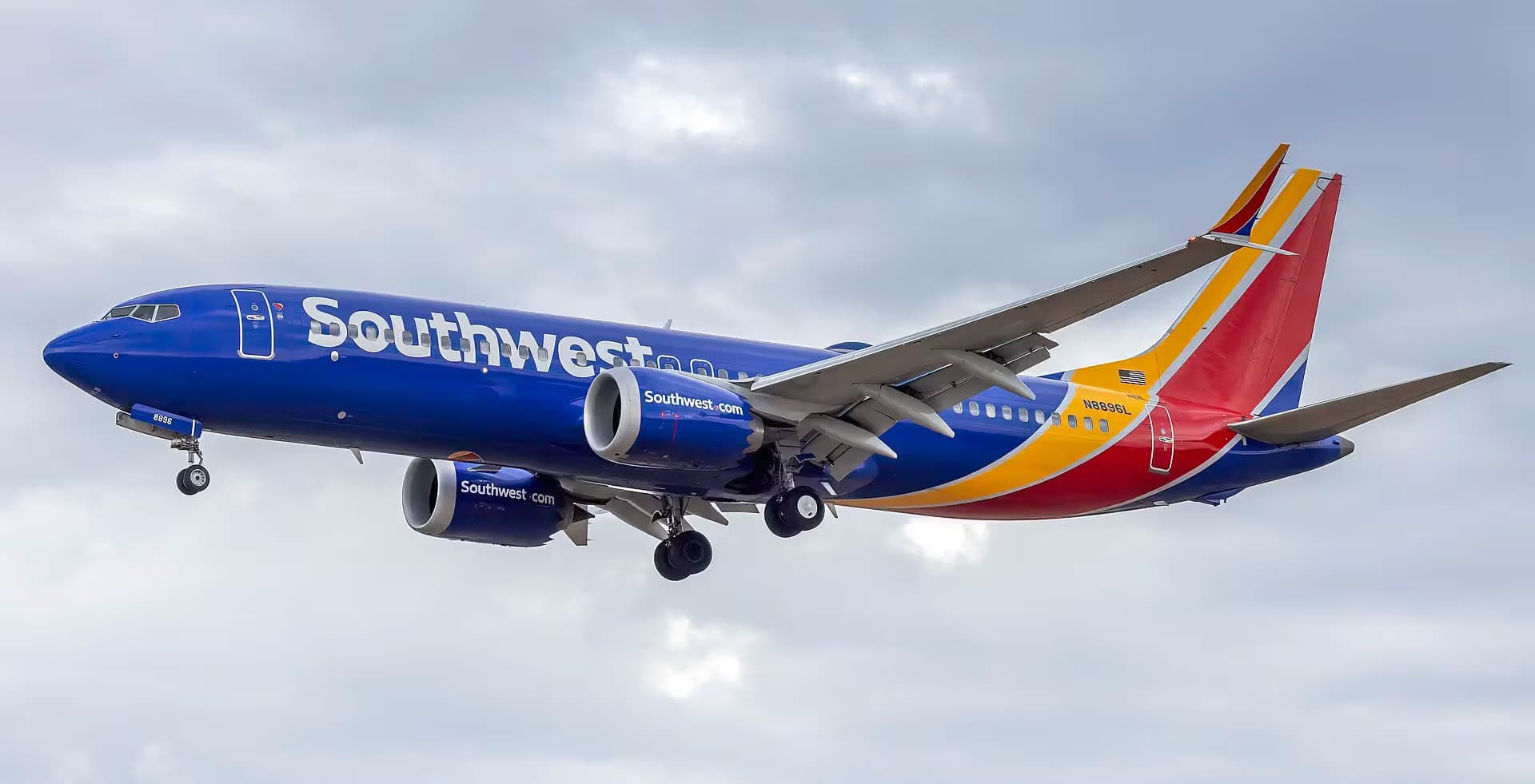 N8896L — Boeing