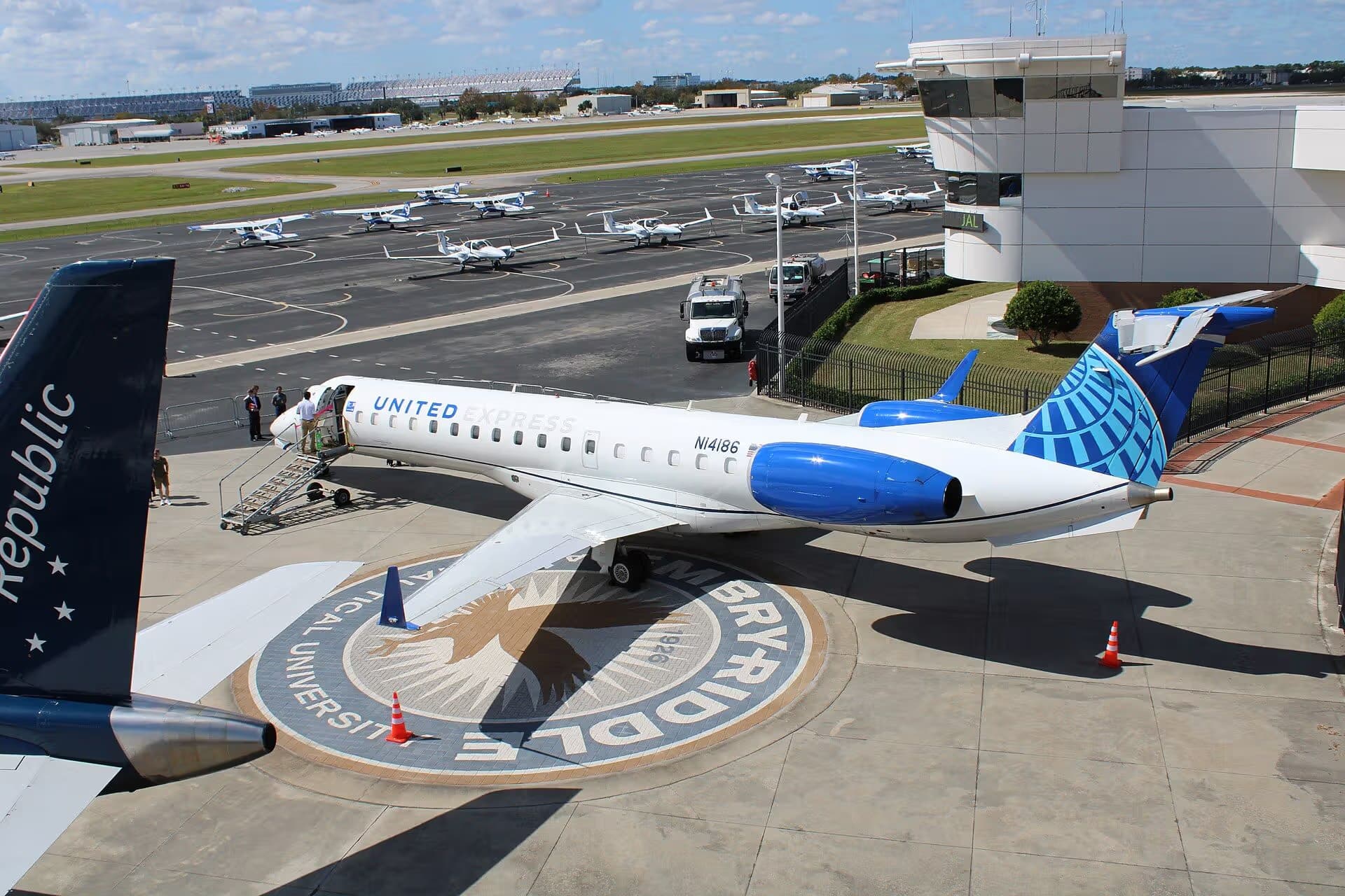 N14186 — Embraer
