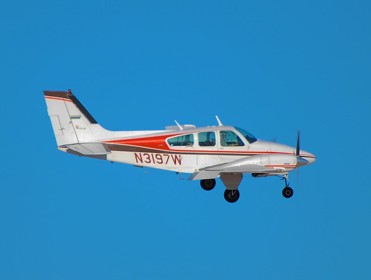N3197W — Beechcraft