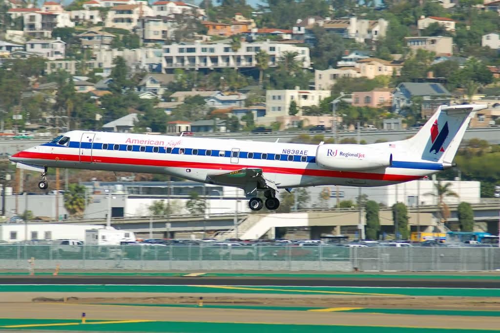 N838AE — Embraer