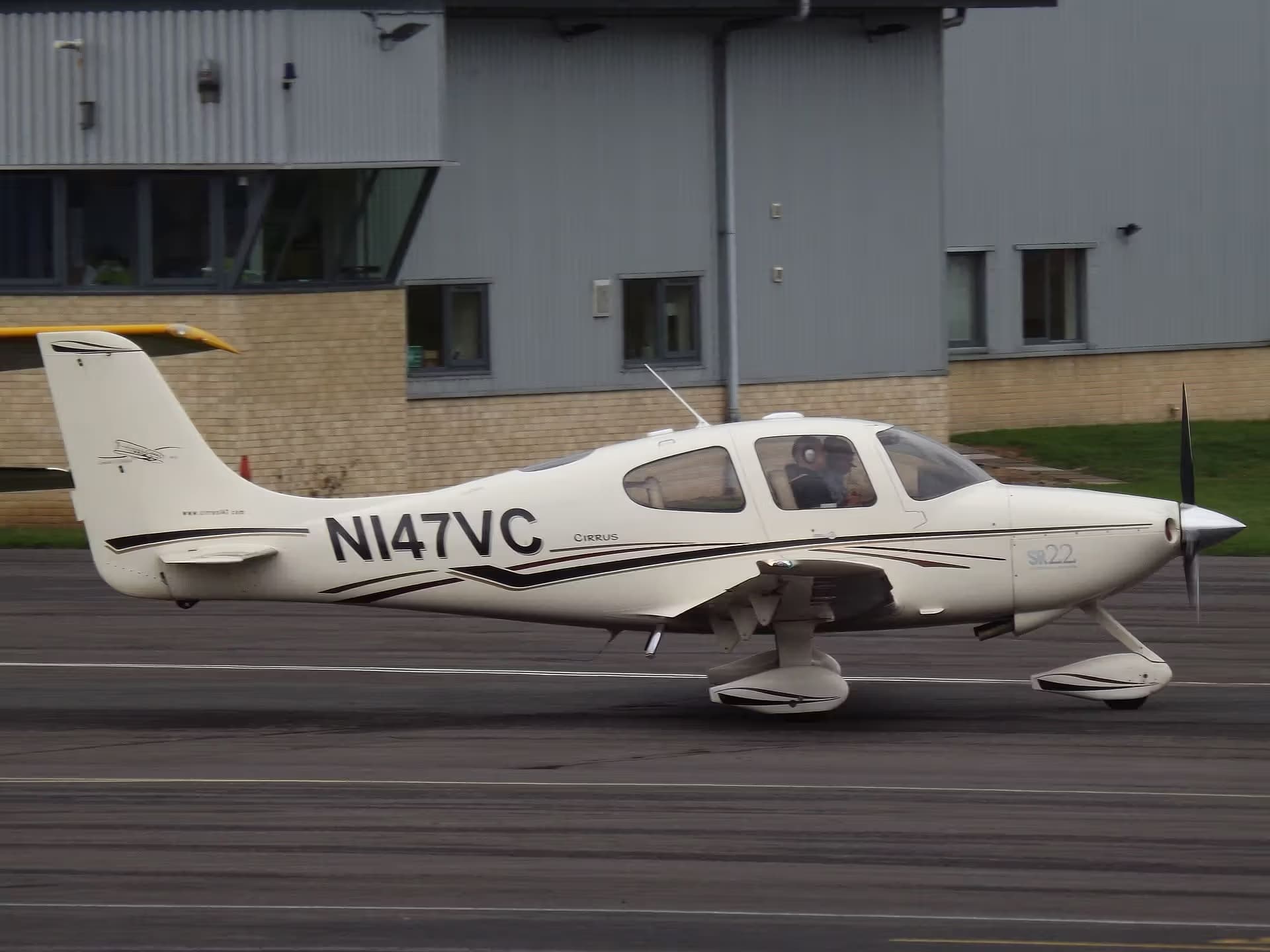 N147VC — Cirrus