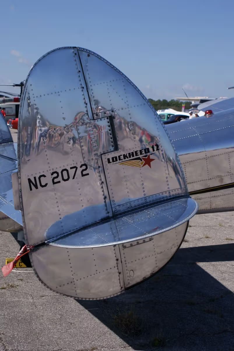 Unidentified — Lockheed