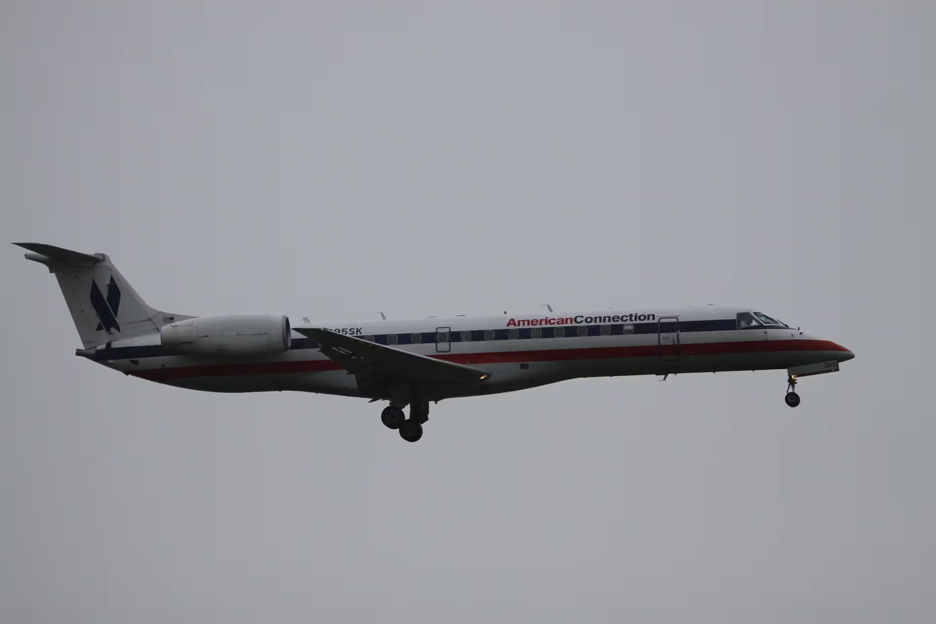 N295SK — Twin-engine aircraft
