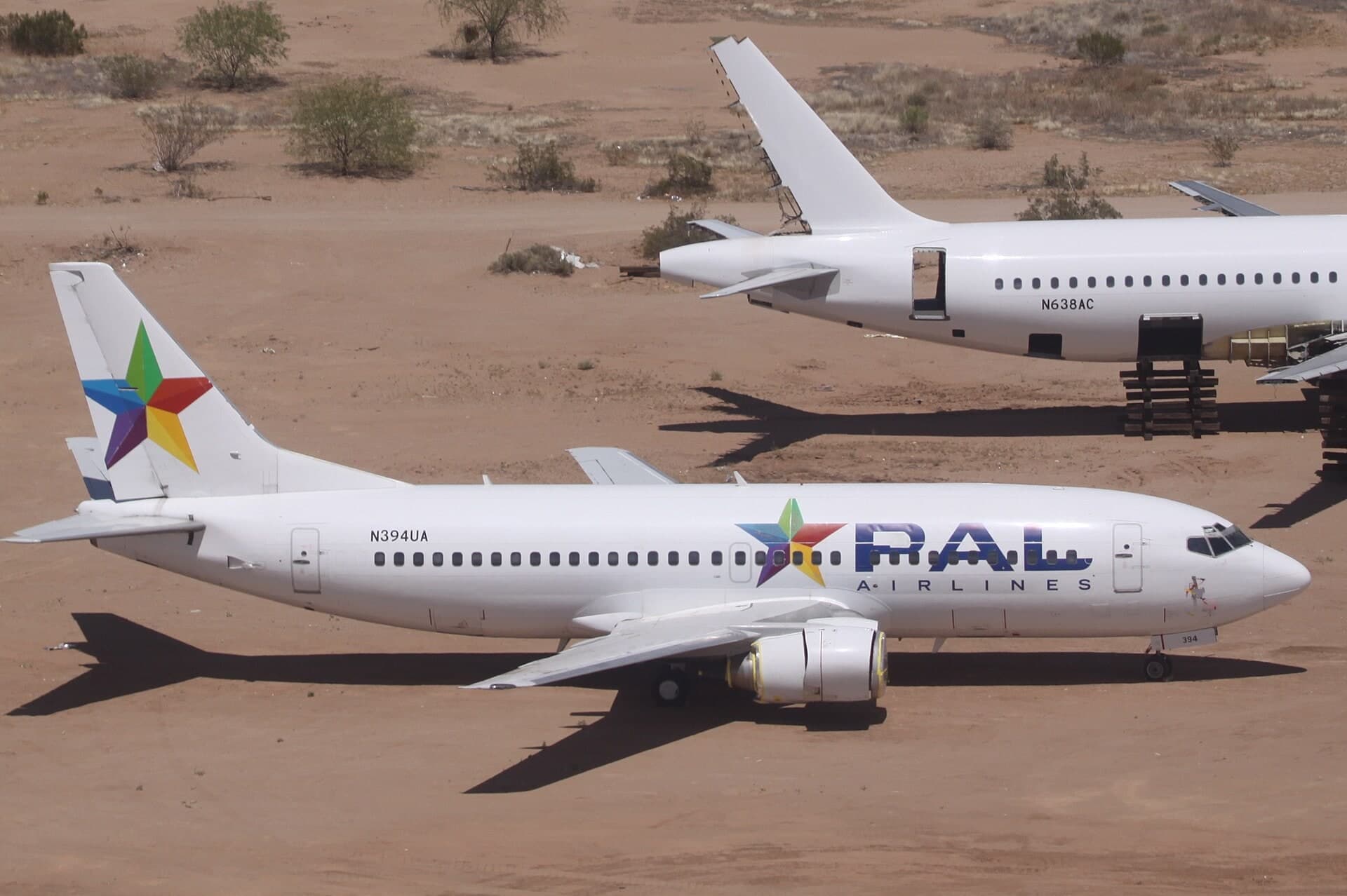 N394UA — Boeing