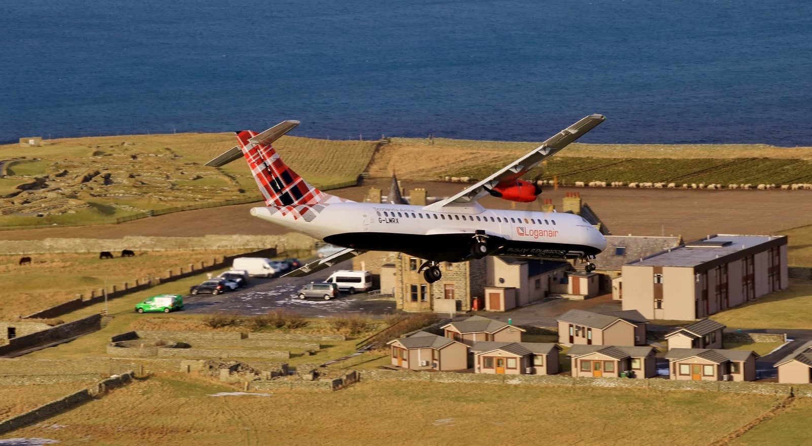 G-LMRX — Aircraft