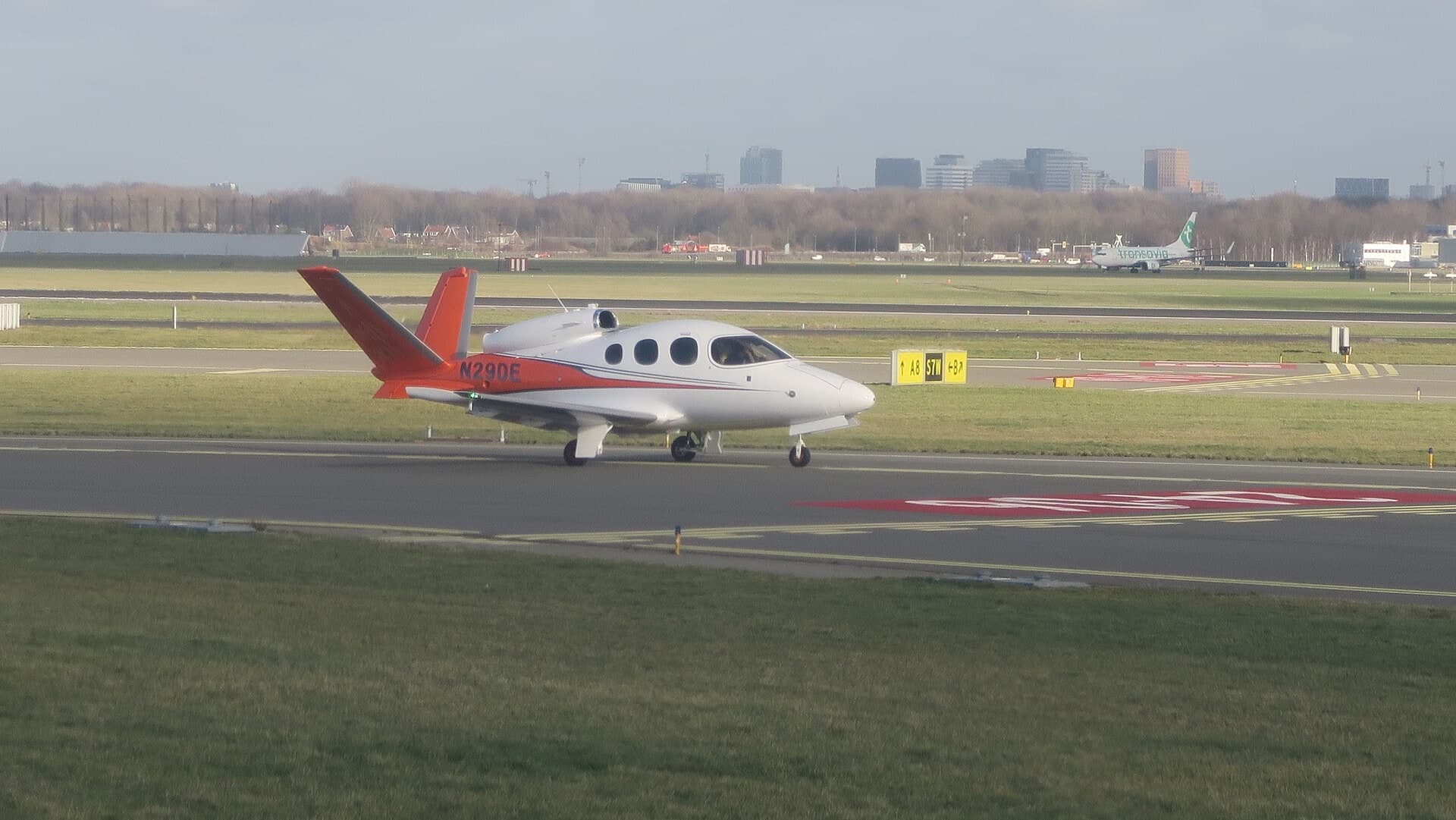 N29DE — Cirrus