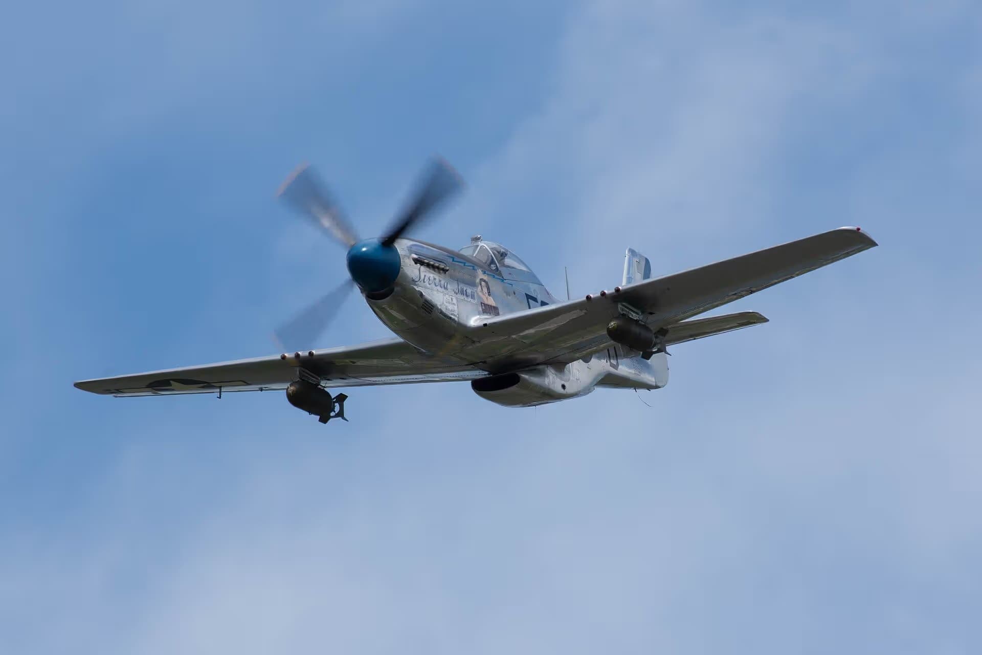 N1751D — Warbird