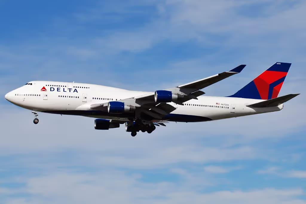 N672US — Boeing