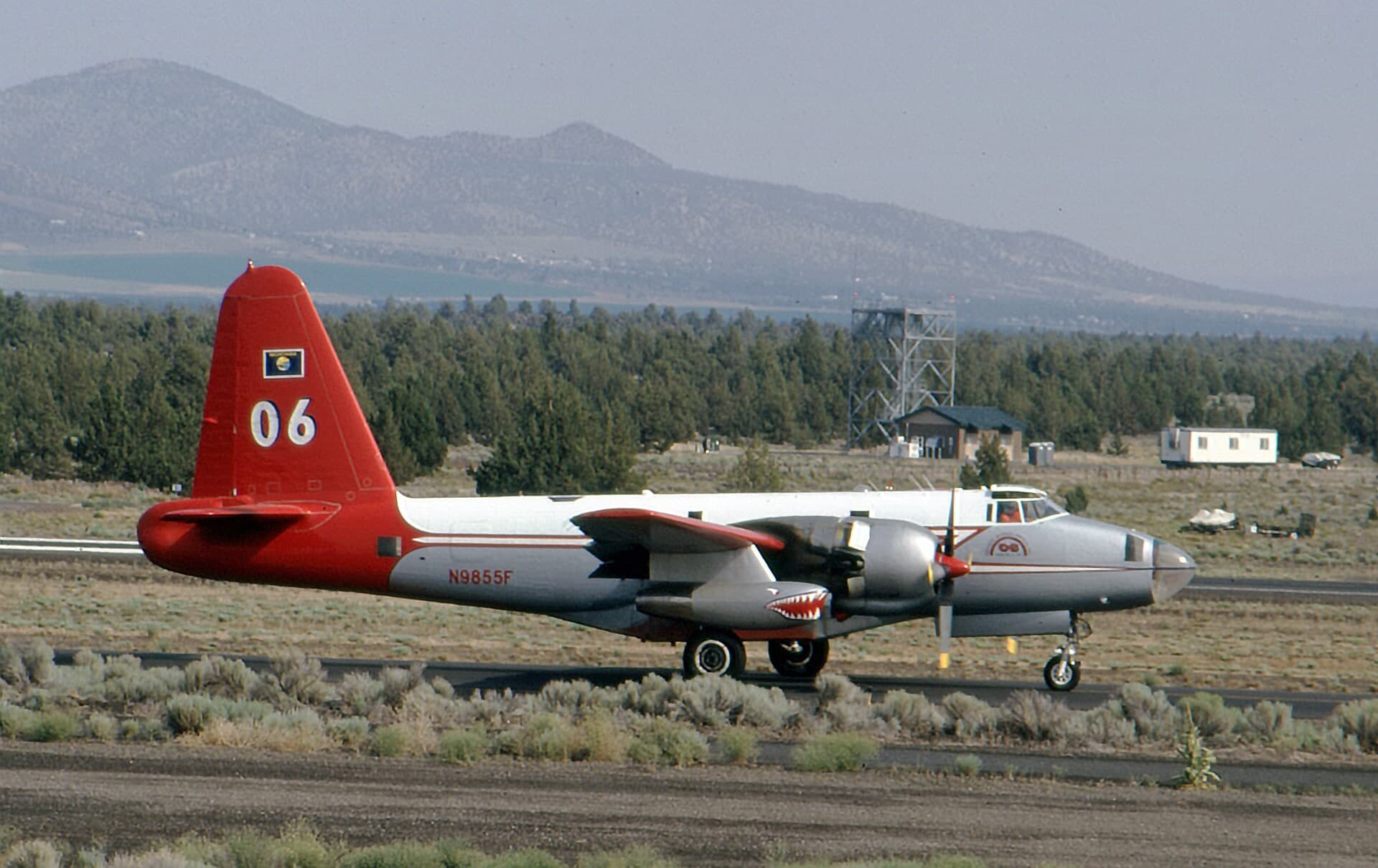 N9855F — Twin-engine aircraft
